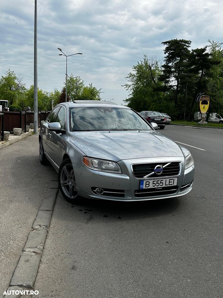Volvo S80 - 1