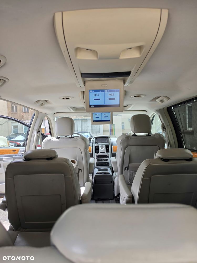 Chrysler Grand Voyager - 8