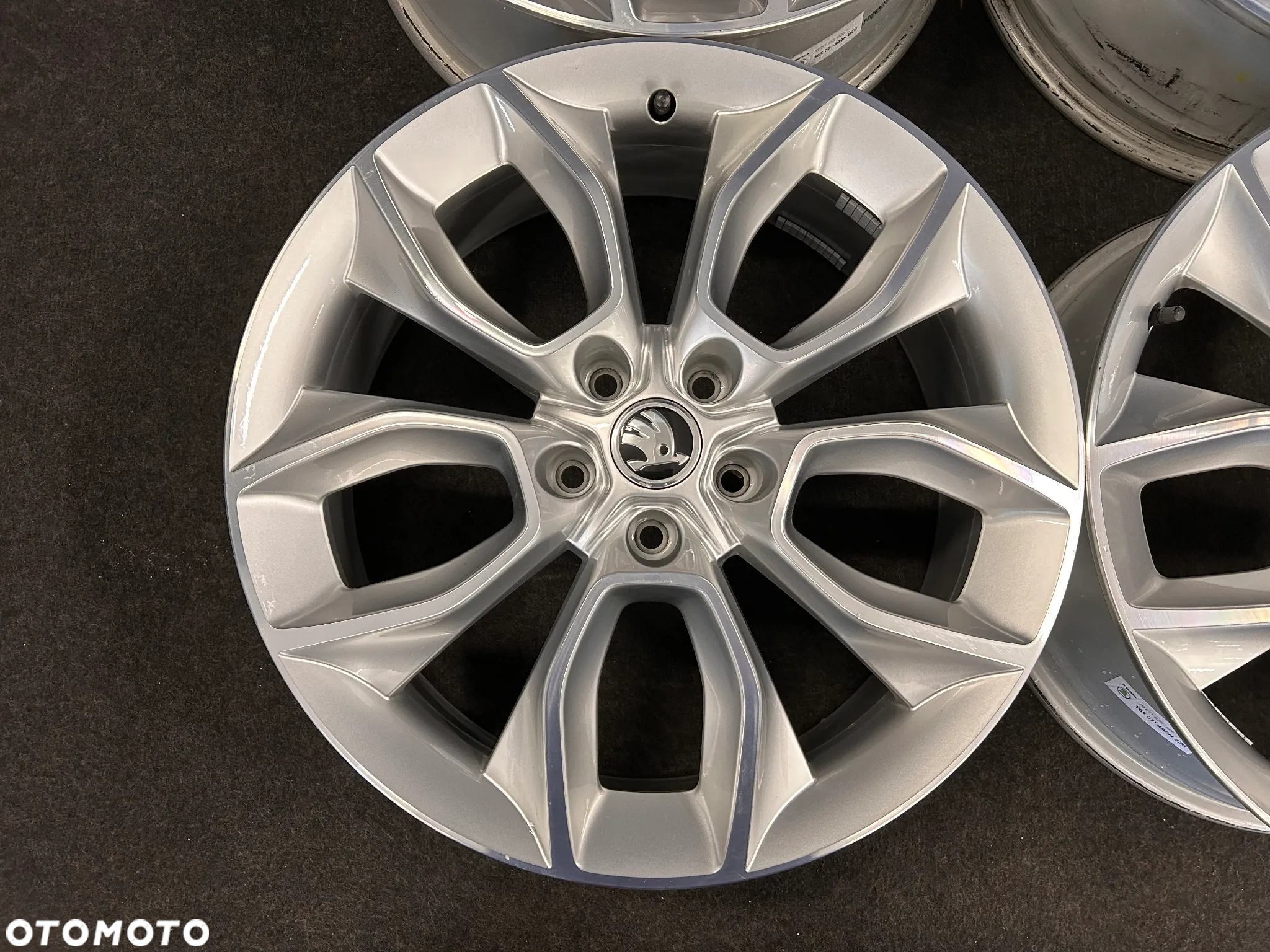 Alufelgi SKODA Kodiaq, Karoq, Superb III, Octavia III 19 cali 5x112 4szt. ładne! - 8