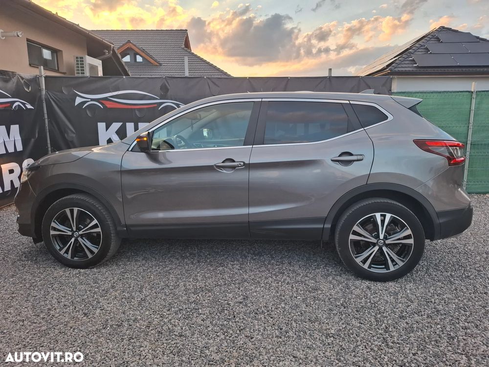 Nissan Qashqai 1.5 DCI Start/Stop N-Connecta - 17