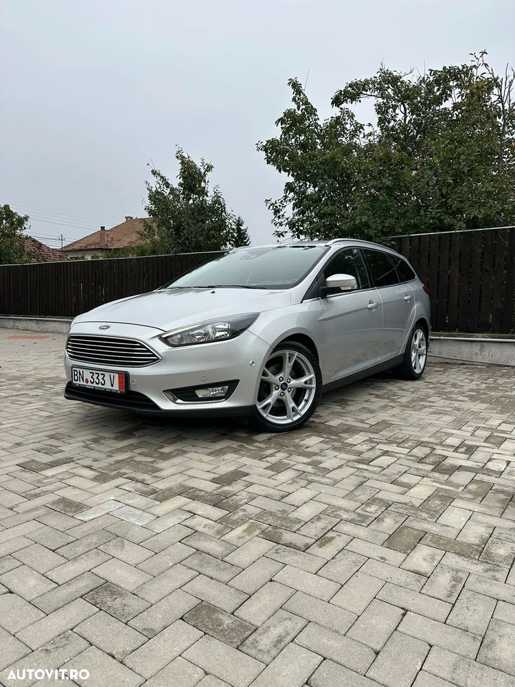Ford Focus 2.0 EcoBlue Start-Stopp-System TITANIUM - 1