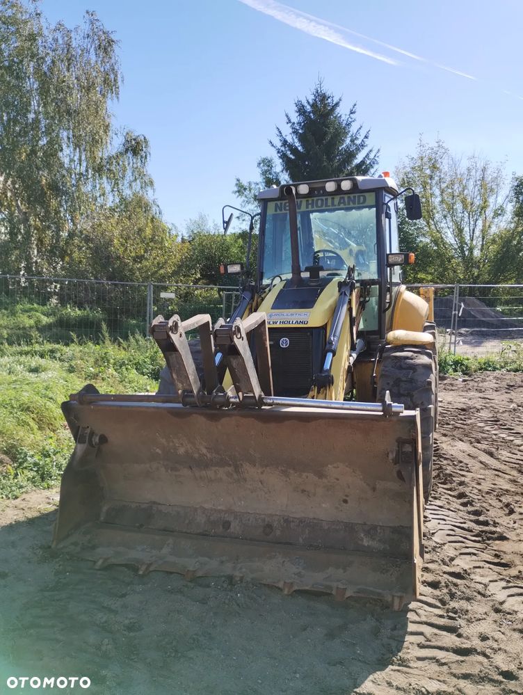 New Holland B115 - 25