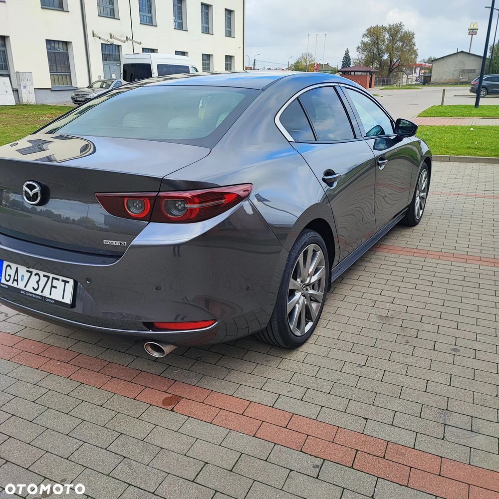 Mazda 3 2.0 mHEV Hikari - 8