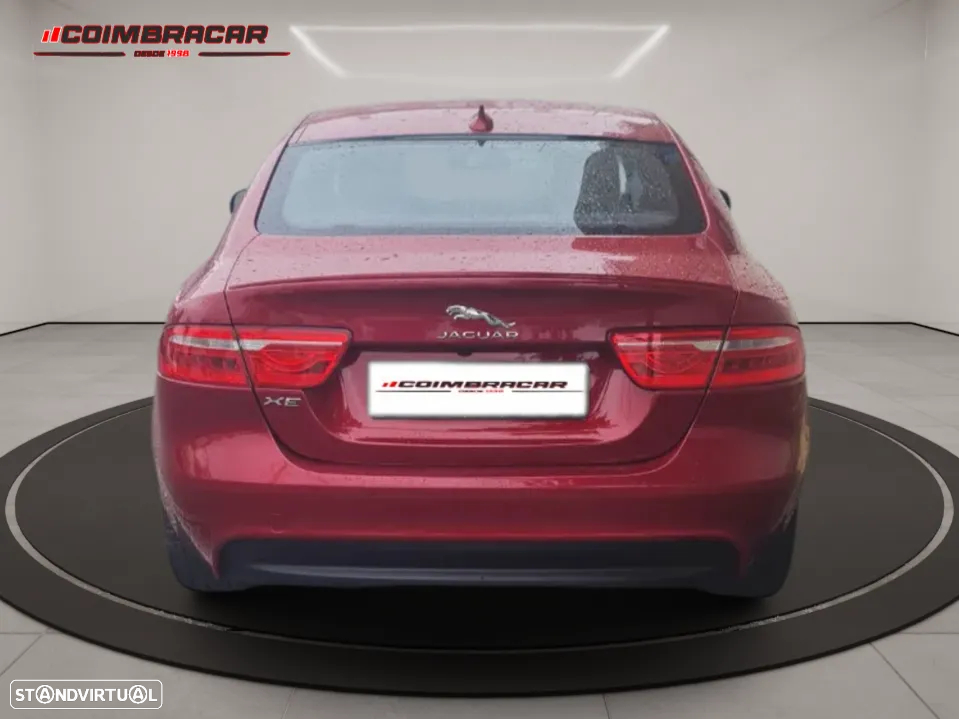 Jaguar XE 2.0 D R-Sport Aut. - 3