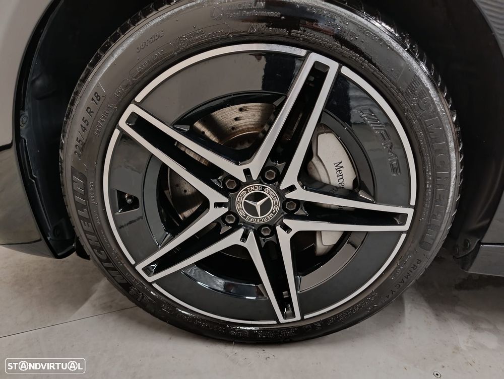 Mercedes-Benz C 300 e AMG Line - 28