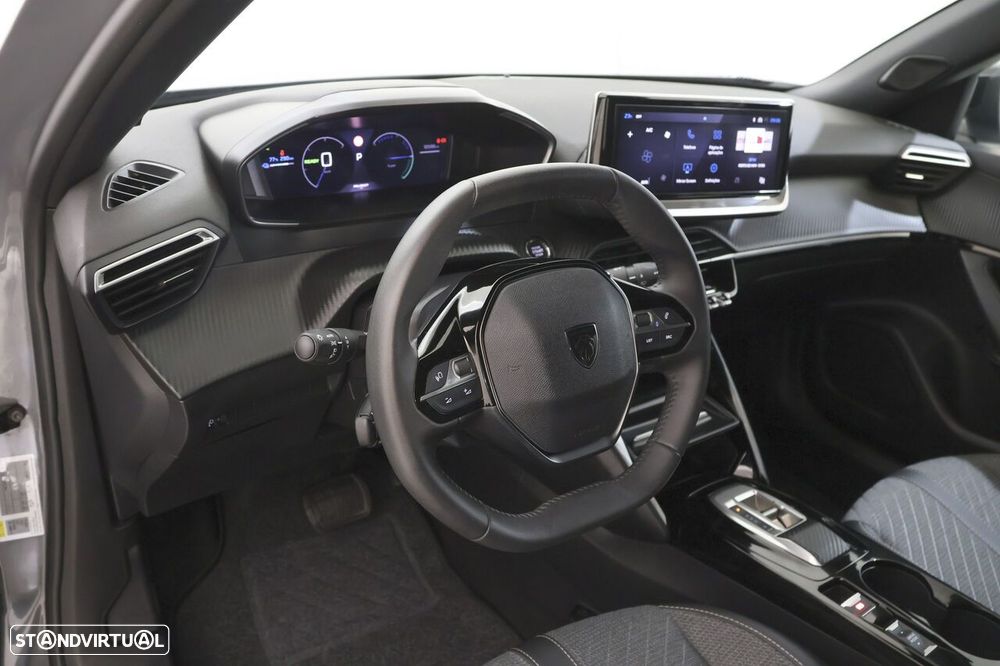 Peugeot e-2008 54 kWh Allure - 4