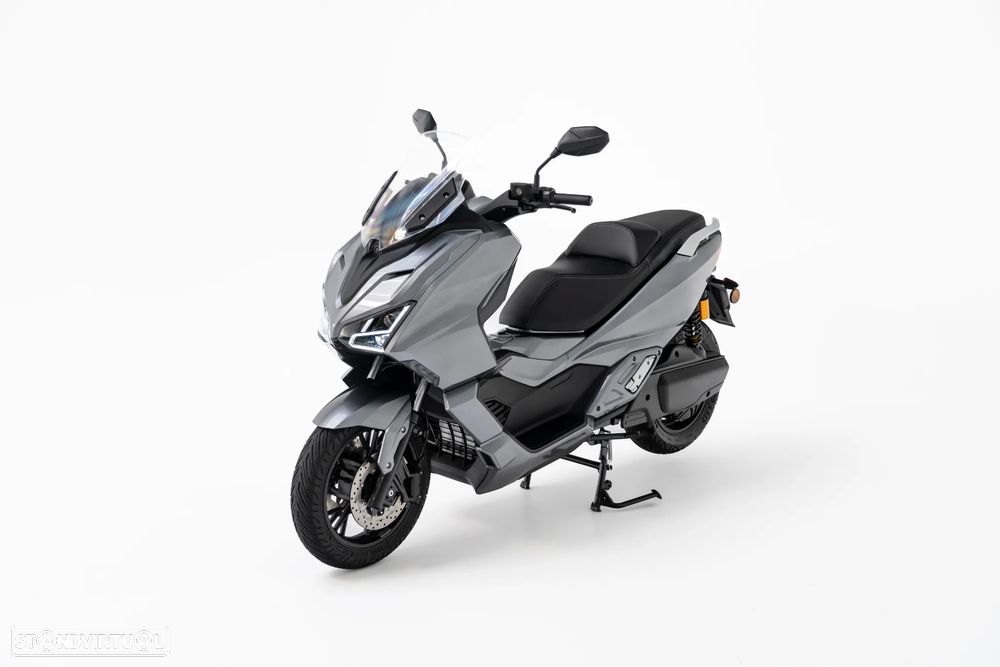 Efun Lion 180 - 10