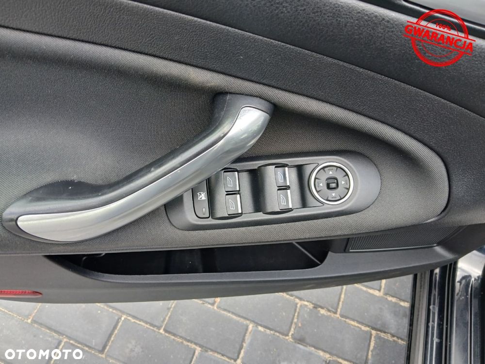 Ford Mondeo 2.0 TDCI Ghia - 35