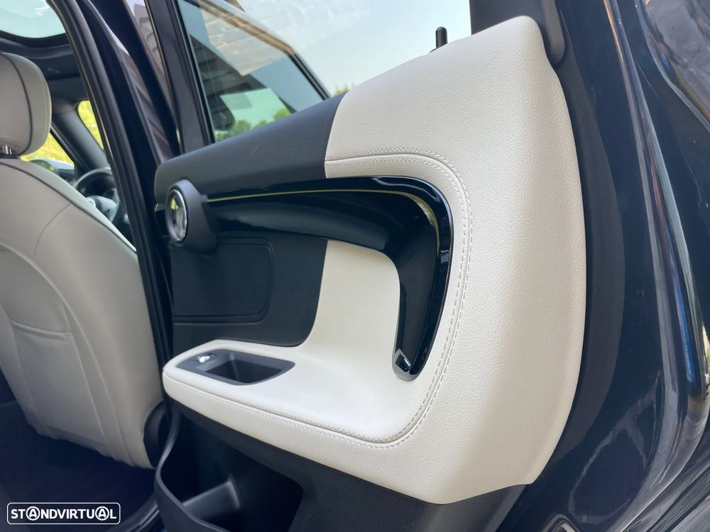 MINI Countryman Cooper SE ALL4 Auto - 39