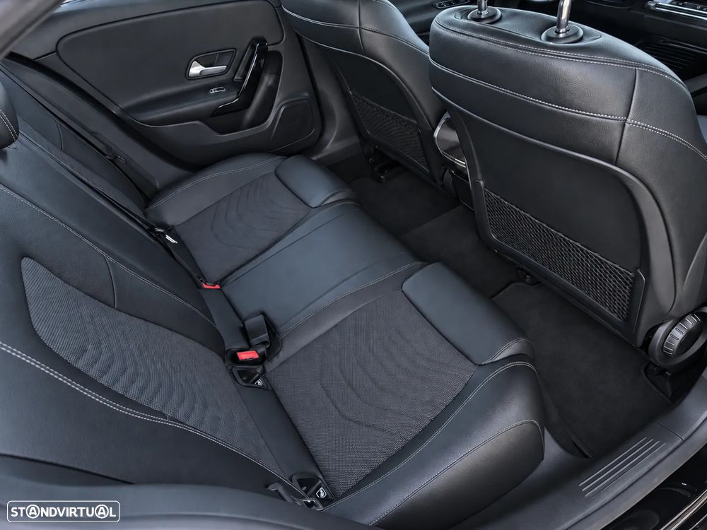 Mercedes-Benz A 180 d 7G-DCT - 8