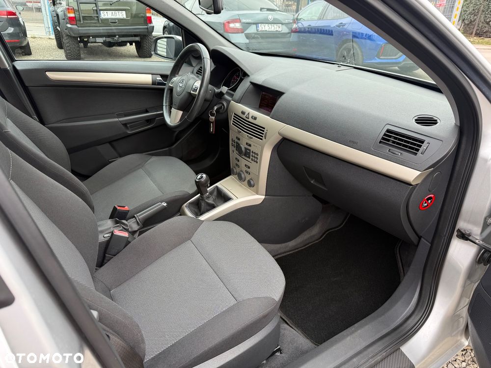 Opel Astra - 8