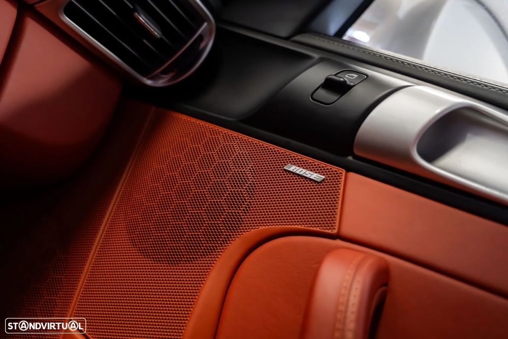 Porsche 911 (997) Carrera 4 S PDK - 24