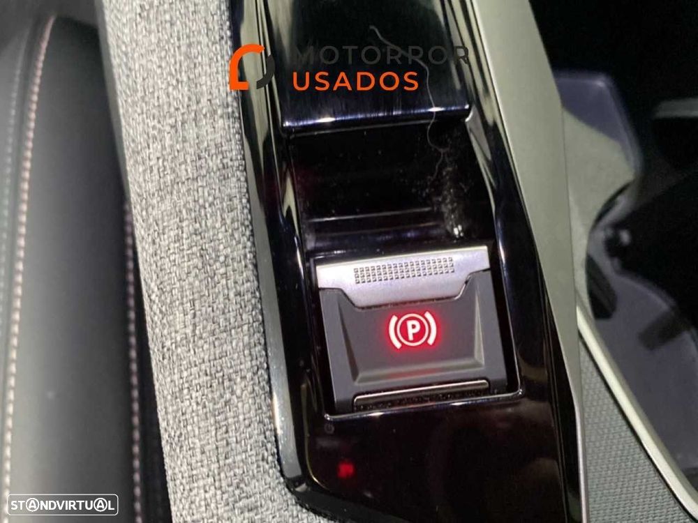 Peugeot 3008 1.2 Hybrid Allure e-DCS6 - 14