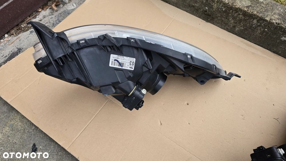 Toyota Yaris II 06-08 Lampa Przednia L+R Komplet Oryginał Europa - 7