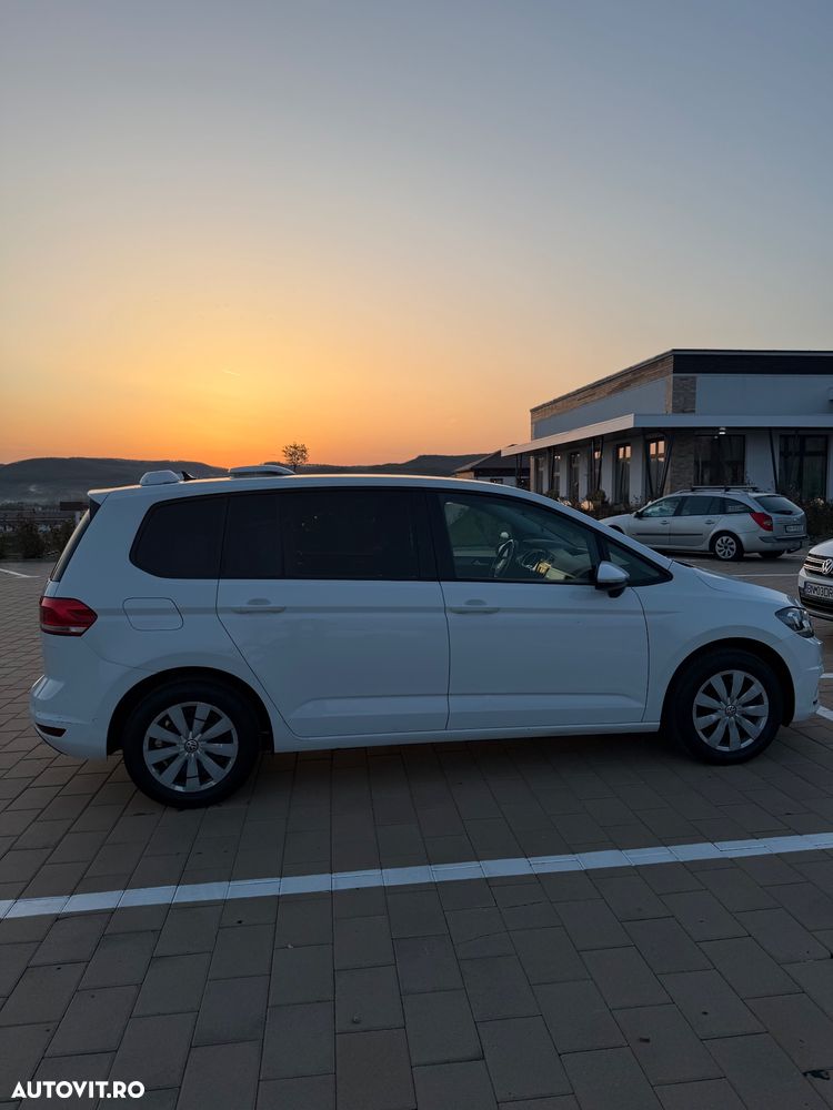 Volkswagen Touran 2.0 TDI DSG Comfortline - 7