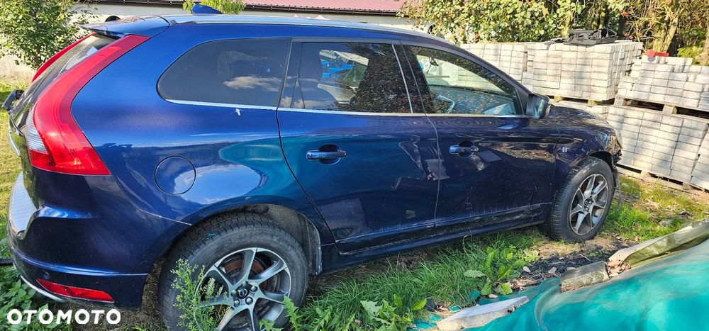 Volvo XC 60 D4 Drive-E Ocean Race - 6