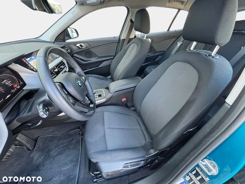 BMW Seria 1 118i Advantage - 32