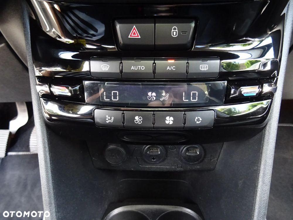 Peugeot 2008 e-HDi FAP 115 STOP & START Allure - 22