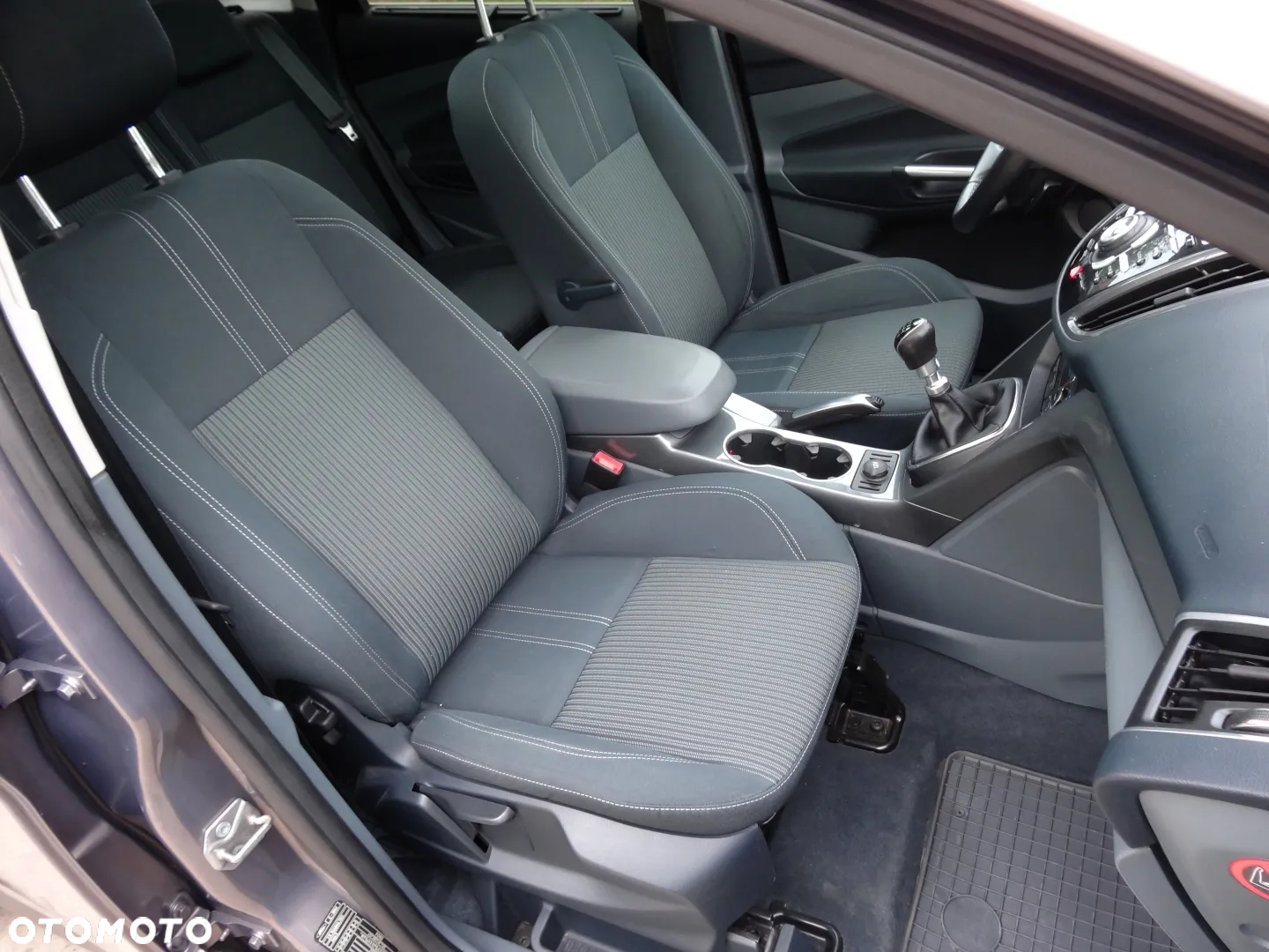 Ford C-MAX 2.0 TDCi Titanium - 24