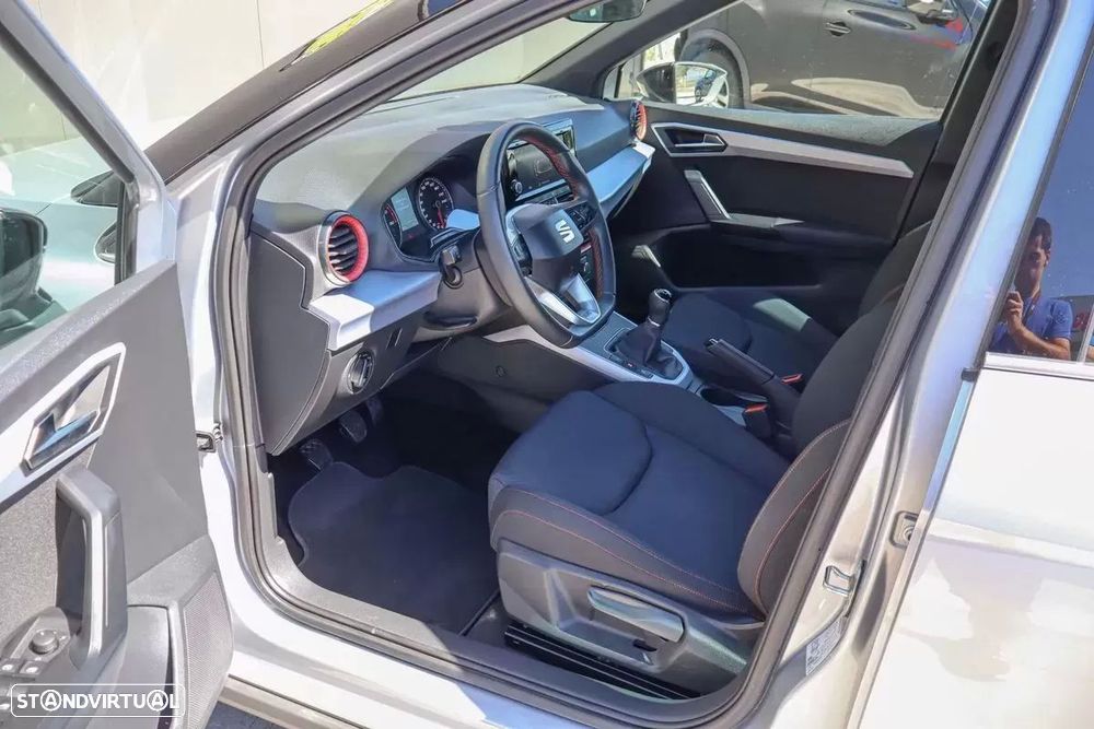 SEAT Arona 1.0 TSI FR - 14