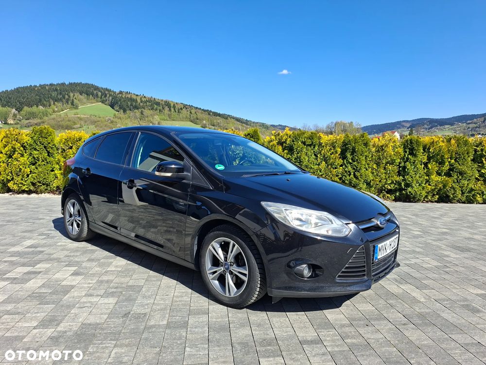 Ford Focus 1.6 TDCi DPF Start-Stopp-System SYNC Edition - 4