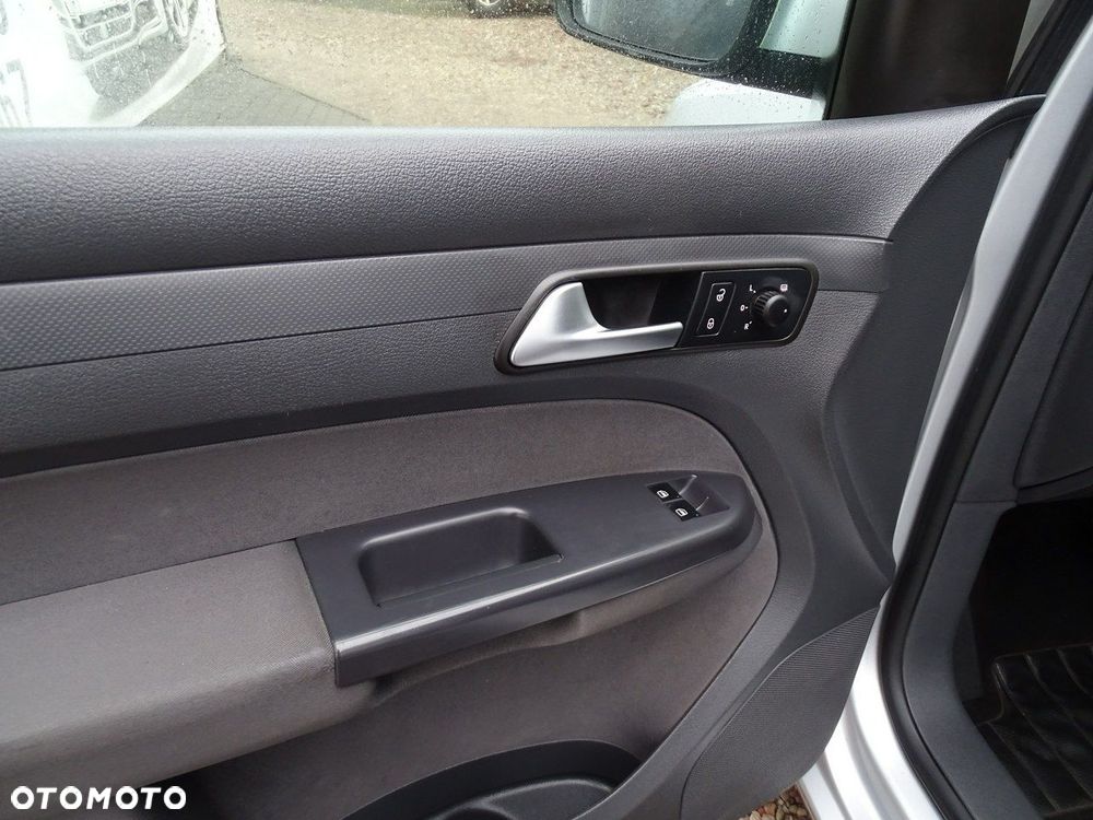 Volkswagen Caddy - 12