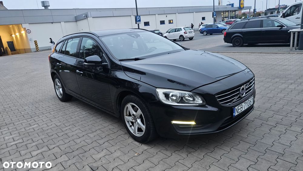 Volvo V60 2015 photo 4