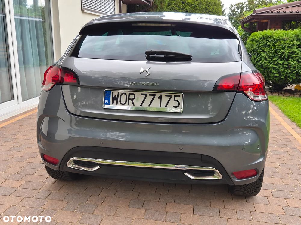 Citroën DS4 1.6 e-HDi SoChic MCP - 26