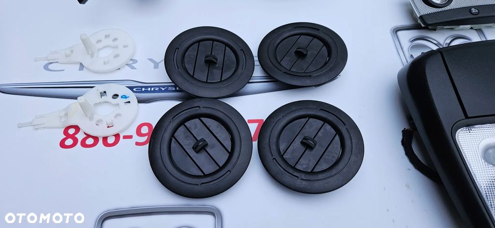 Dodge Durango III LIFT 2021-2025 Słoneczki Osłona przeciwsłoneczna Oświetlenie kabiny kierowcy Lampka podświetlenia Panel sterowania klimatyzacją Panel nawiewu - 3