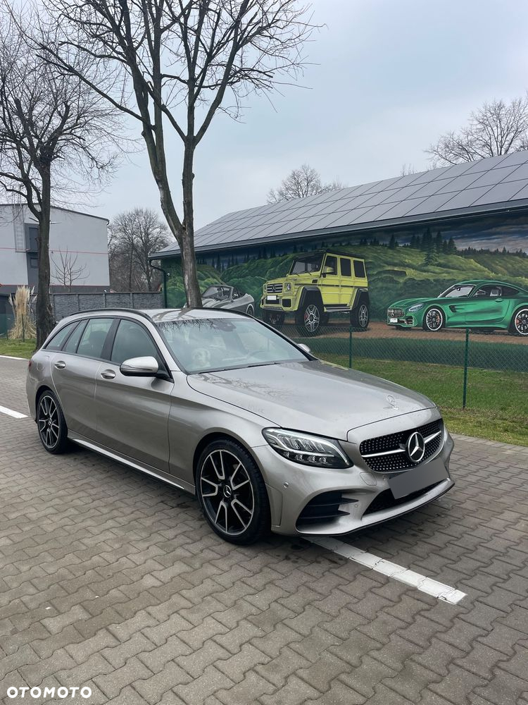 Mercedes-Benz Klasa C 220 d T 9G-TRONIC AMG Line - 2