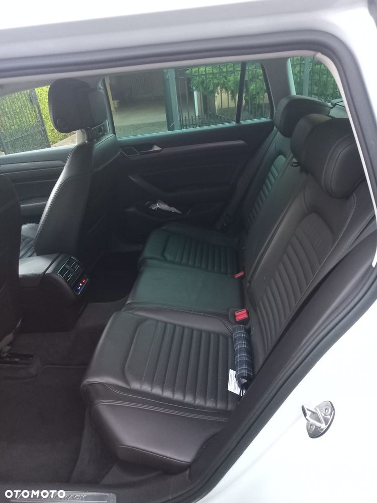 Volkswagen Passat 2.0 TDI BMT 4Mot Highline DSG - 8
