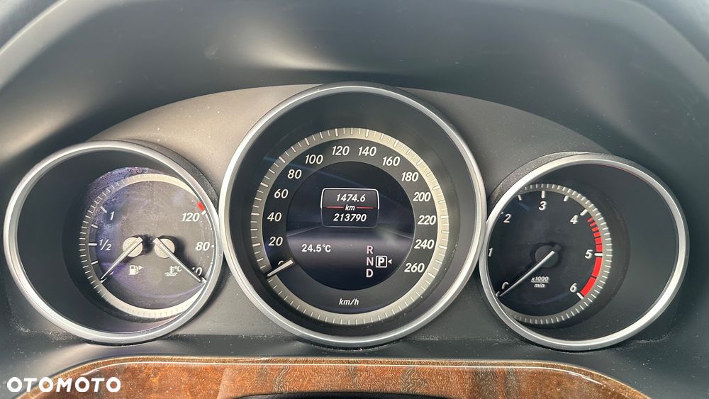 Mercedes-Benz Klasa E 300 BlueTEC 7G-TRONIC Elegance - 12