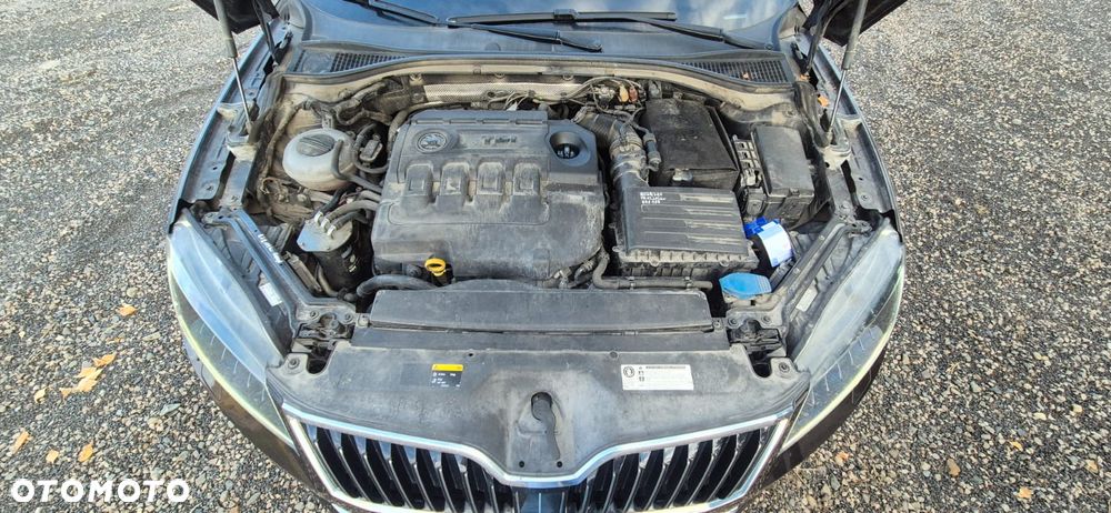 Skoda Superb 2.0 TDI L&K DSG - 17