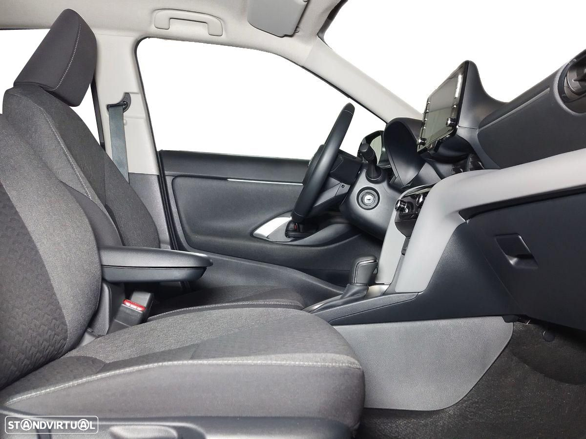 Toyota Yaris Cross - 6