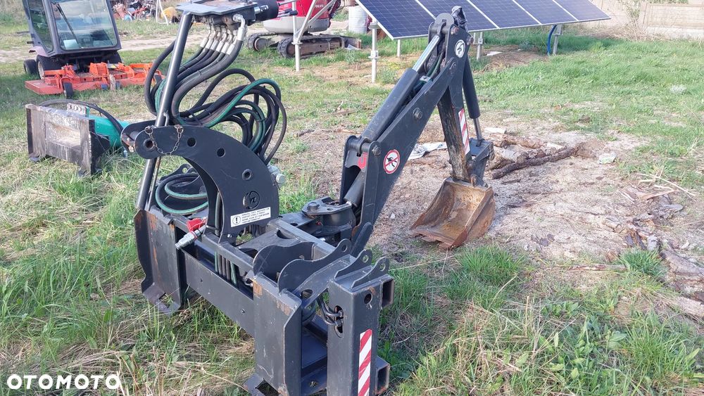 przystawka kopiąca bobcat - 4