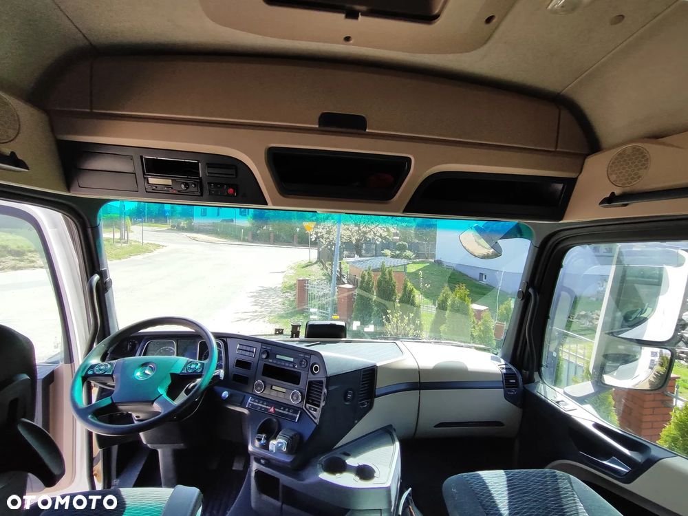 Mercedes-Benz ACTROS - 7