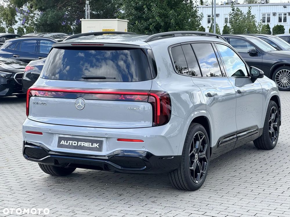 Mercedes-Benz GLB 200 mHEV 4-Matic 8G-eDCT - 10