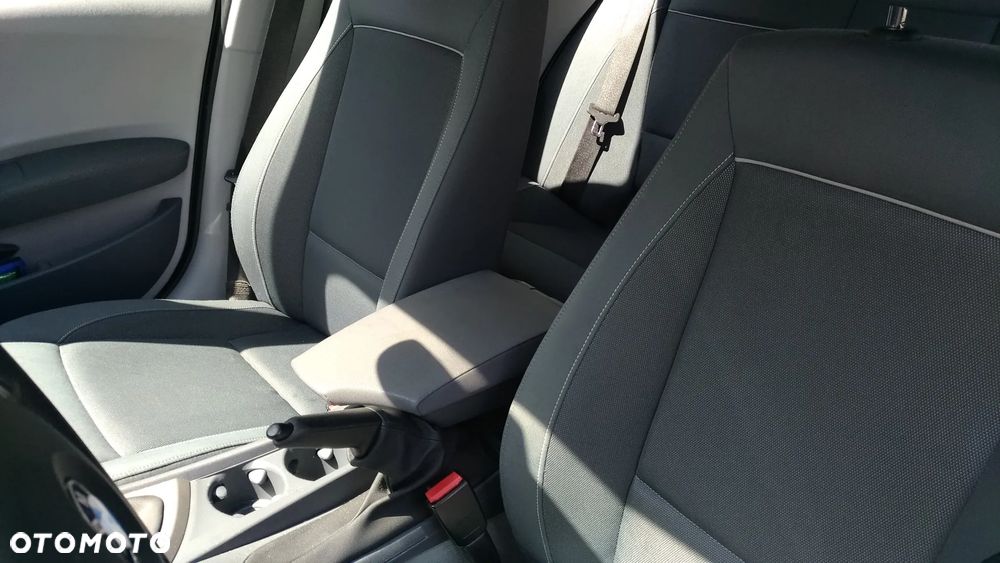 BMW Seria 1 118d - 7