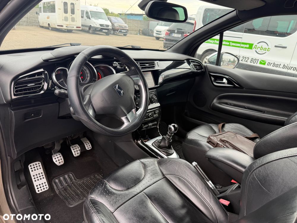 Citroën DS3 1.6 THP SportChic - 11