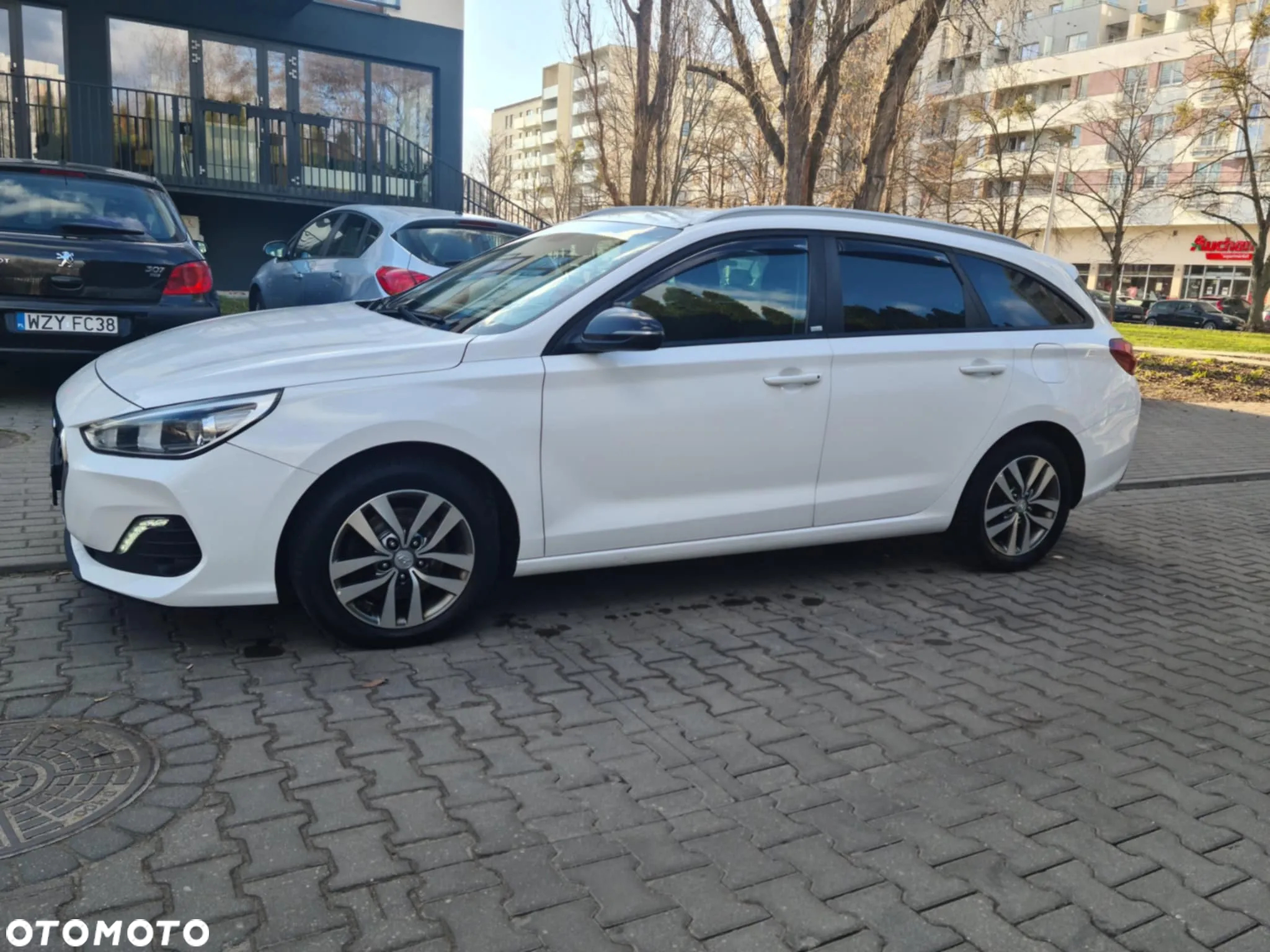 Hyundai i30 1.4 T-GDI Comfort DCT - 3