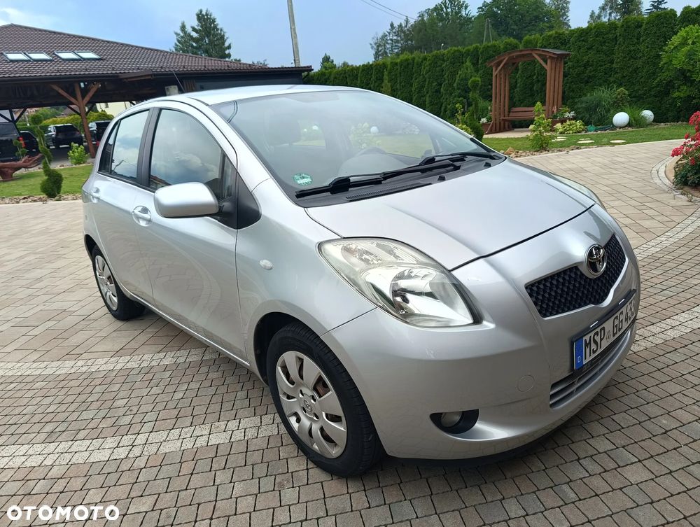 Toyota Yaris 1.0 VVT-i - 23