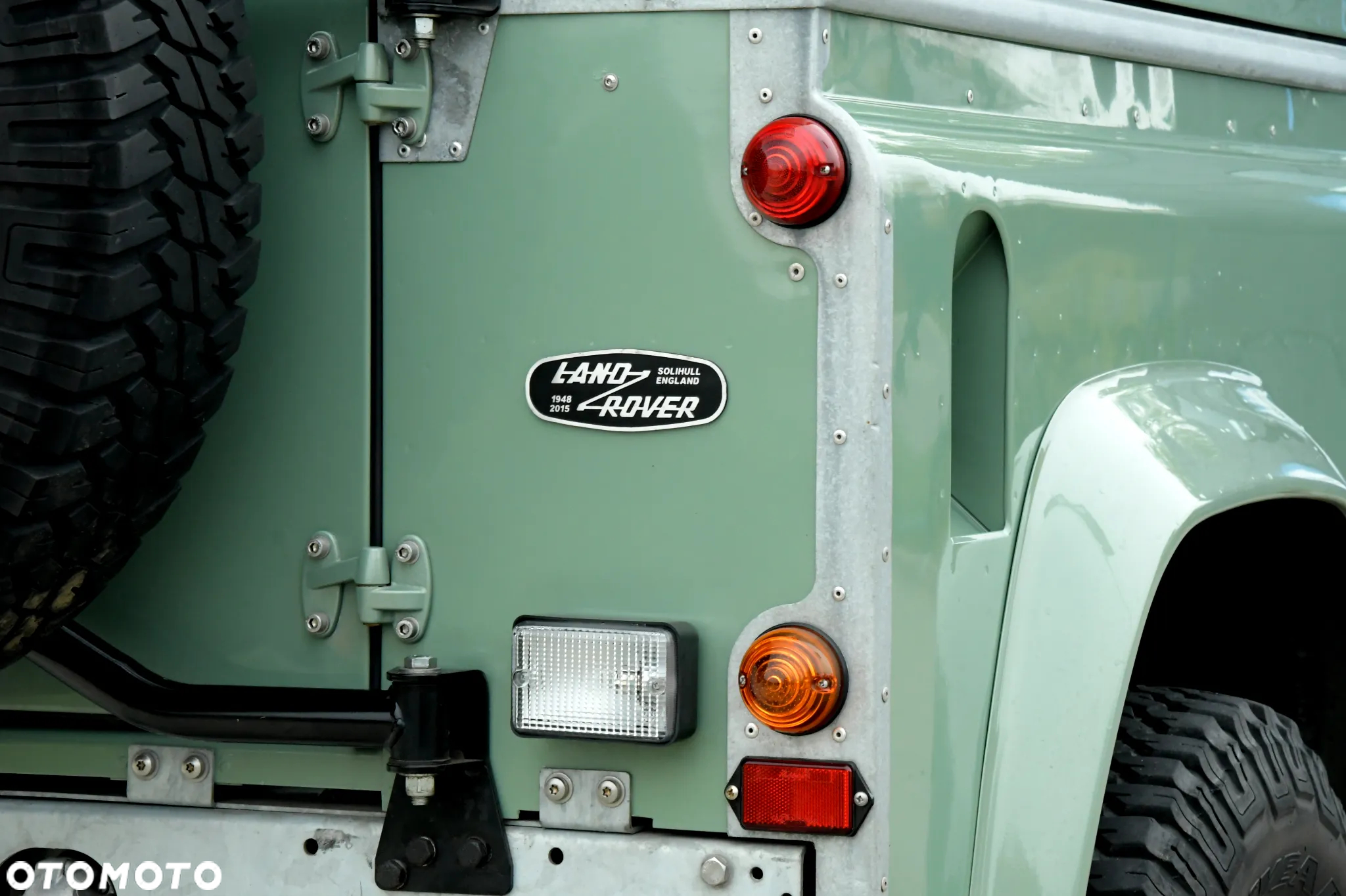 Land Rover Defender 90 2.5 TDI - 18