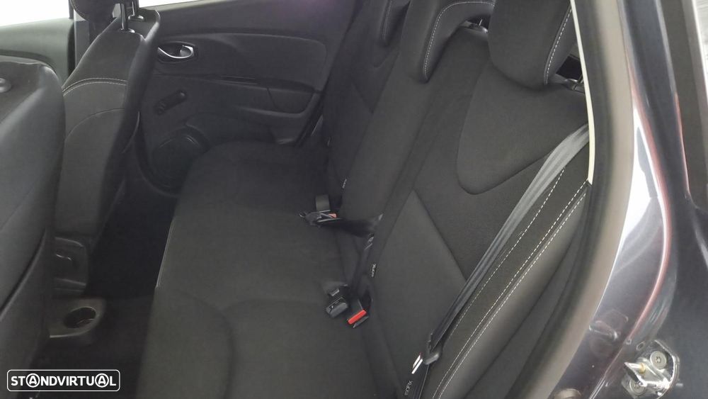 Renault Clio Sport Tourer 0.9 TCe Limited - 19