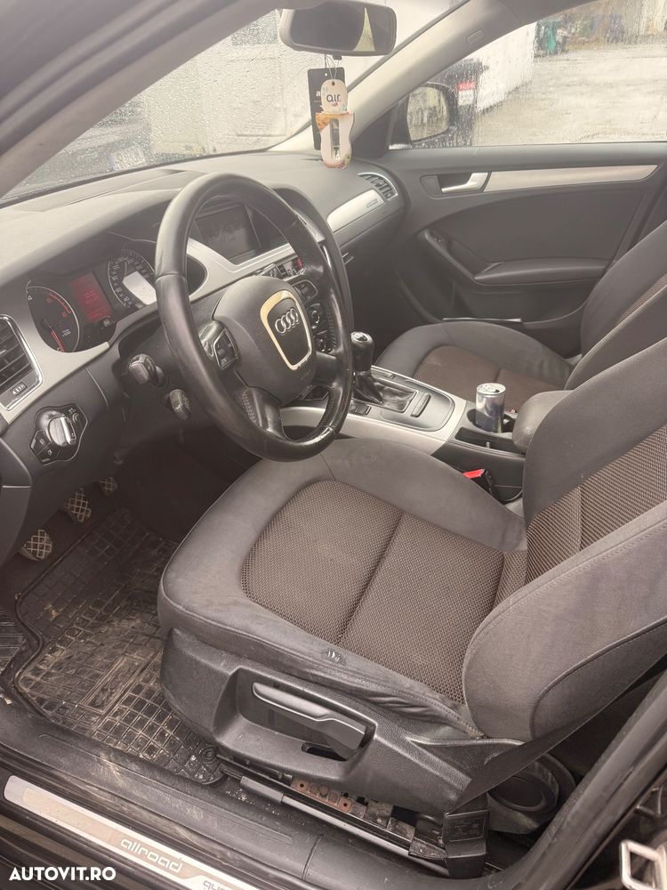 Audi A4 Avant 2.0 TDI DPF quattro Ambiente - 5