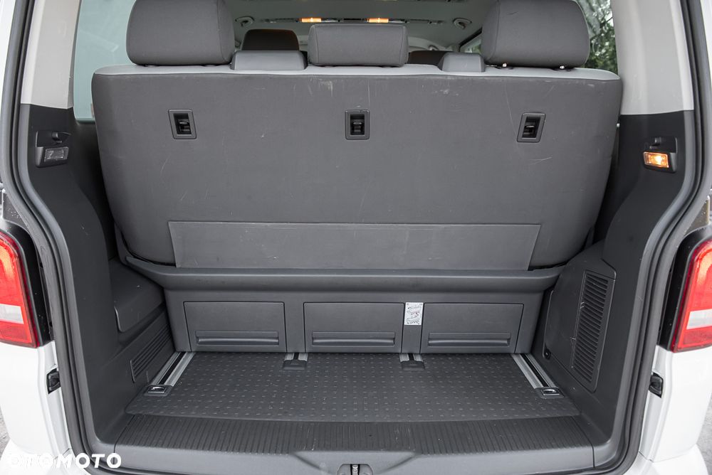 Volkswagen Multivan 2.0 TDI L1 70 Years Bulli - 25