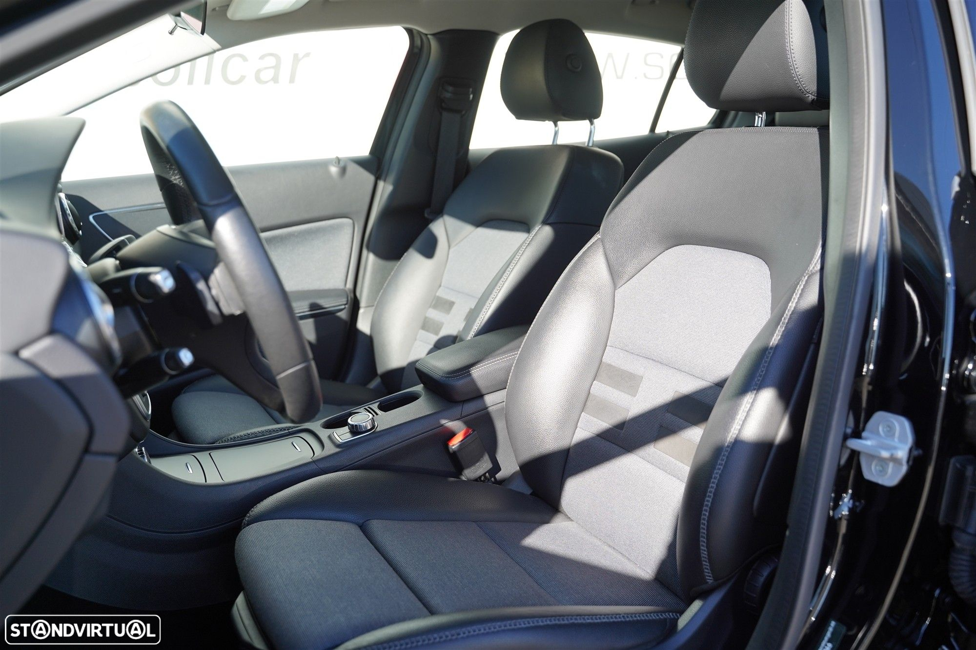 Mercedes-Benz GLA 220 CDi Urban - 27