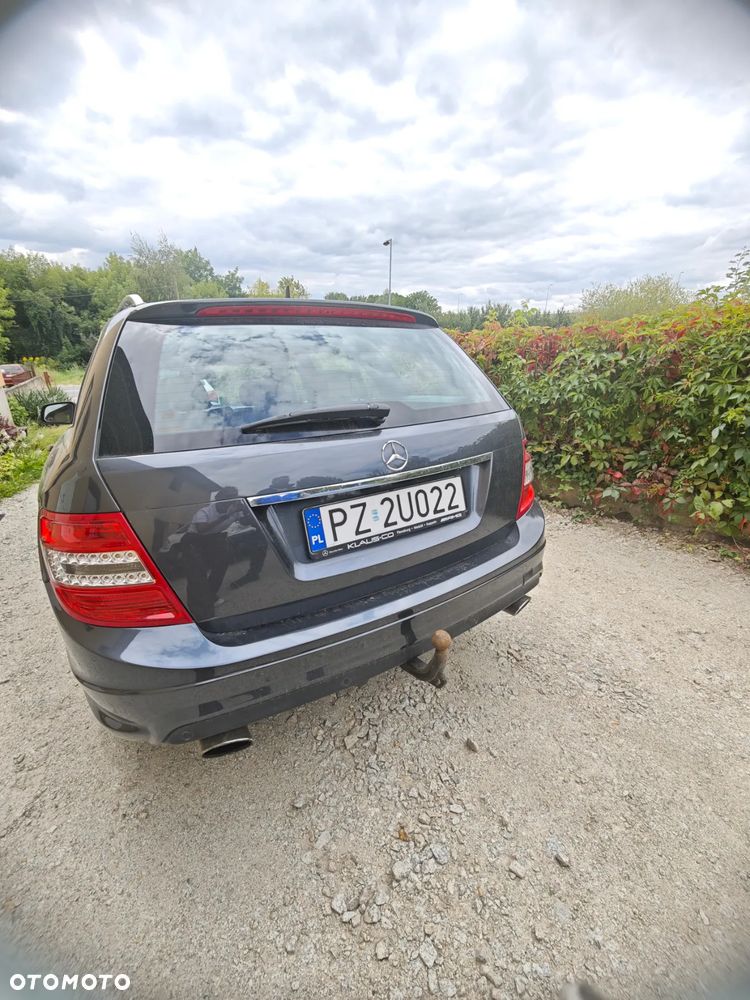 Mercedes-Benz Klasa C 320 CDI Avantgarde 4-Matic - 3