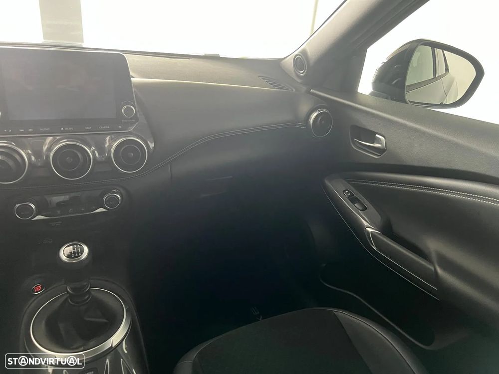 Nissan Juke 1.0 DIG-T N-Connecta - 16