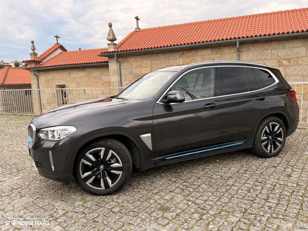 BMW iX3 Inspiring - 29