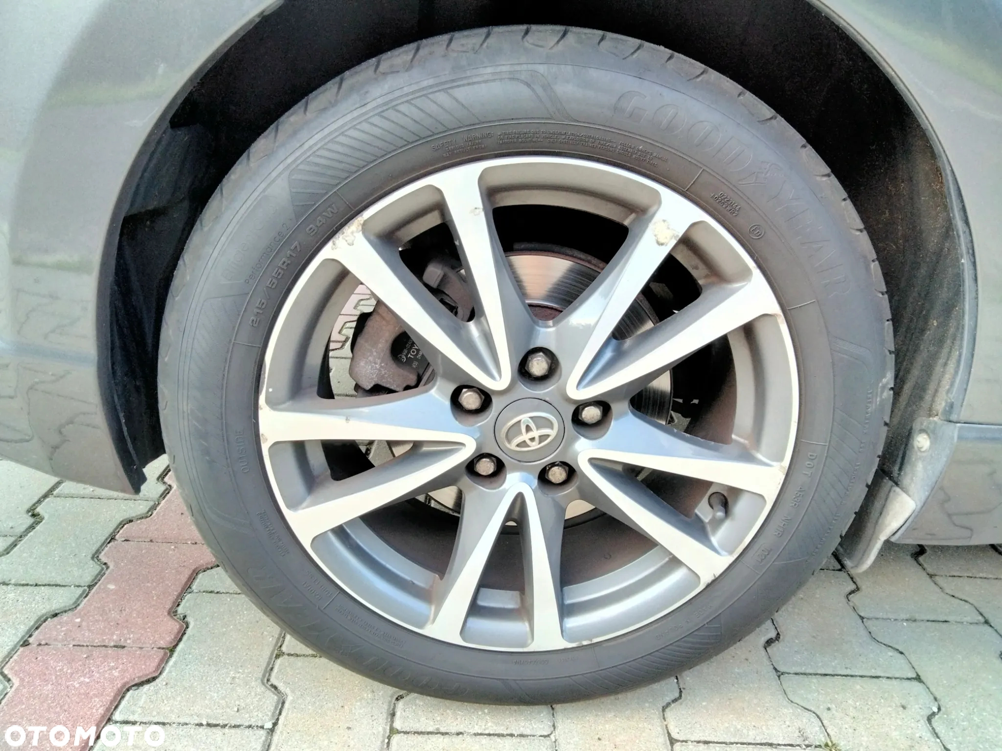 Toyota Avensis 2.0 D-4D Premium - 13